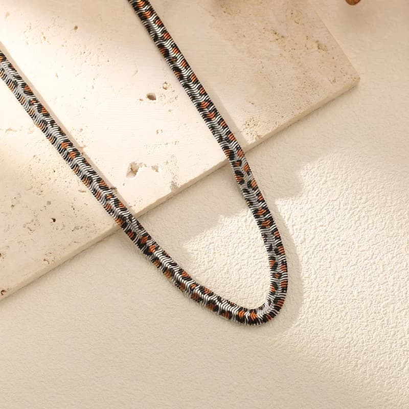 Kalung Rantai Keluli Tahan Karat Corak Ular