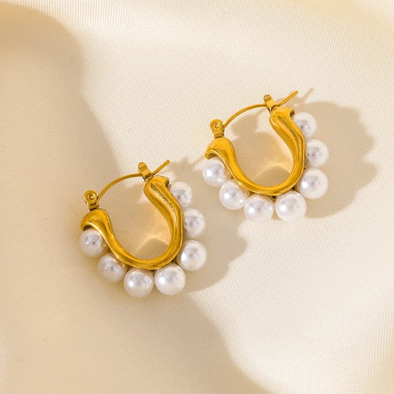 Anting-anting Mutiara Stud Emas