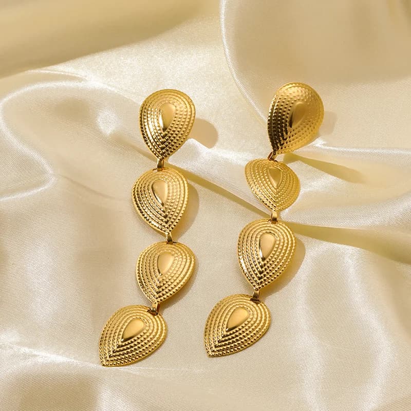 Anting-anting Longgokan Tassel Panjang, Warna Emas