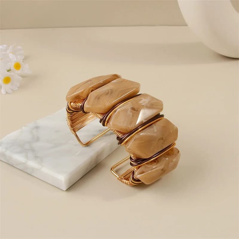 Gelang Bangle Cuff Resin Rombus Tidak Sekata