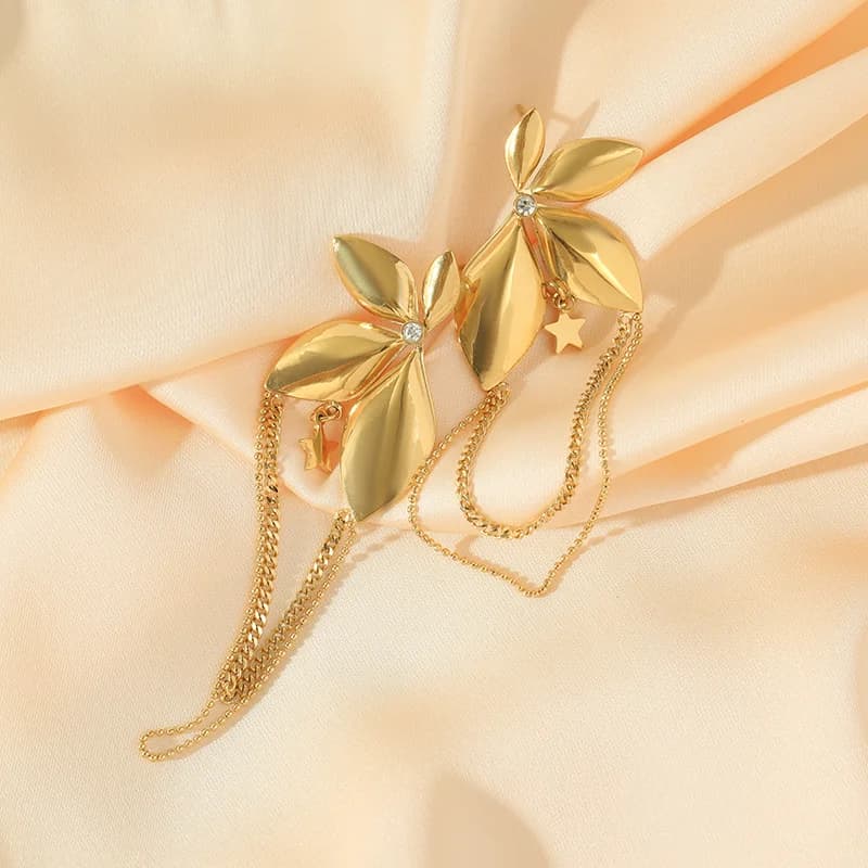 Anting-Anting Tassel Bunga Emas