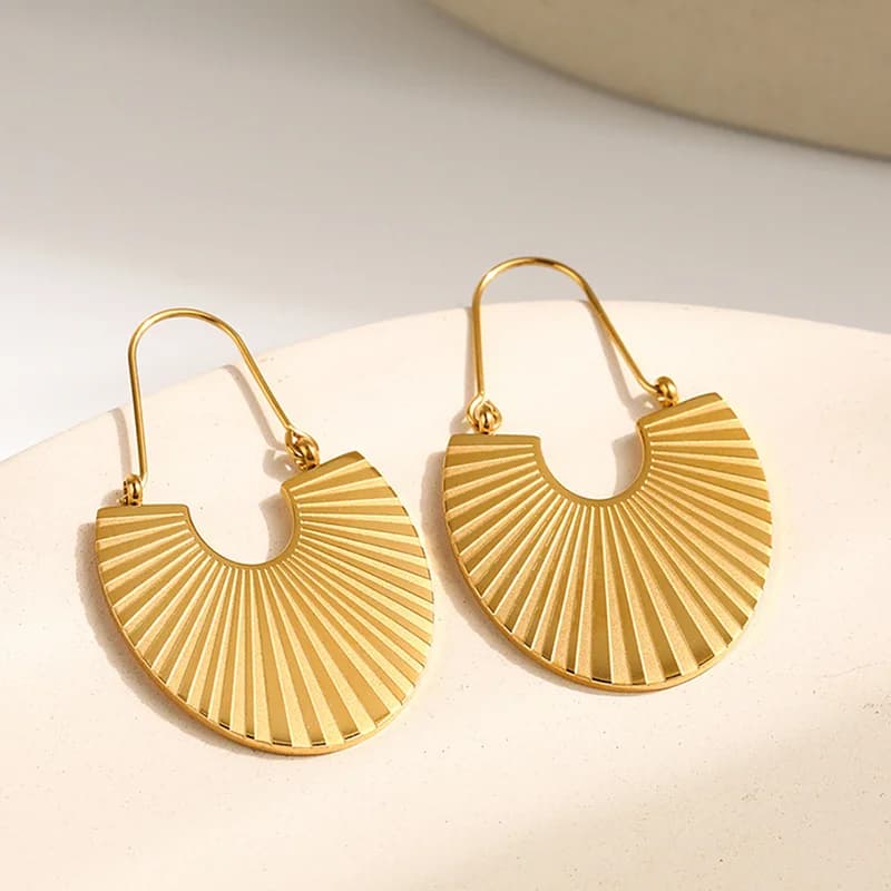 Anting-Anting Gantung Warna Tidak Sekata Sepasang
