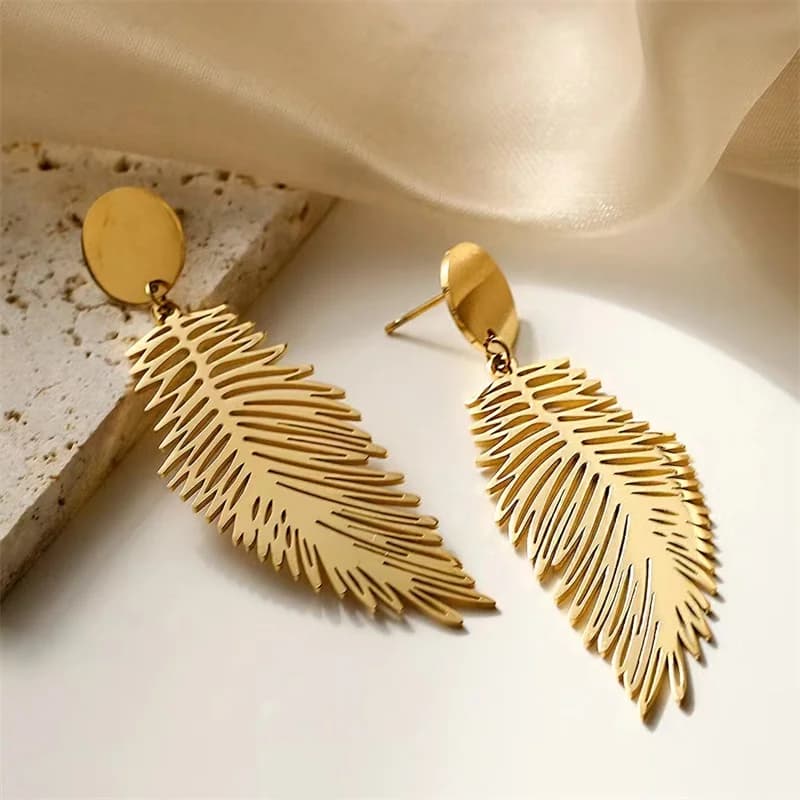 Anting-Anting Gantung Warna Tidak Sekata Sepasang