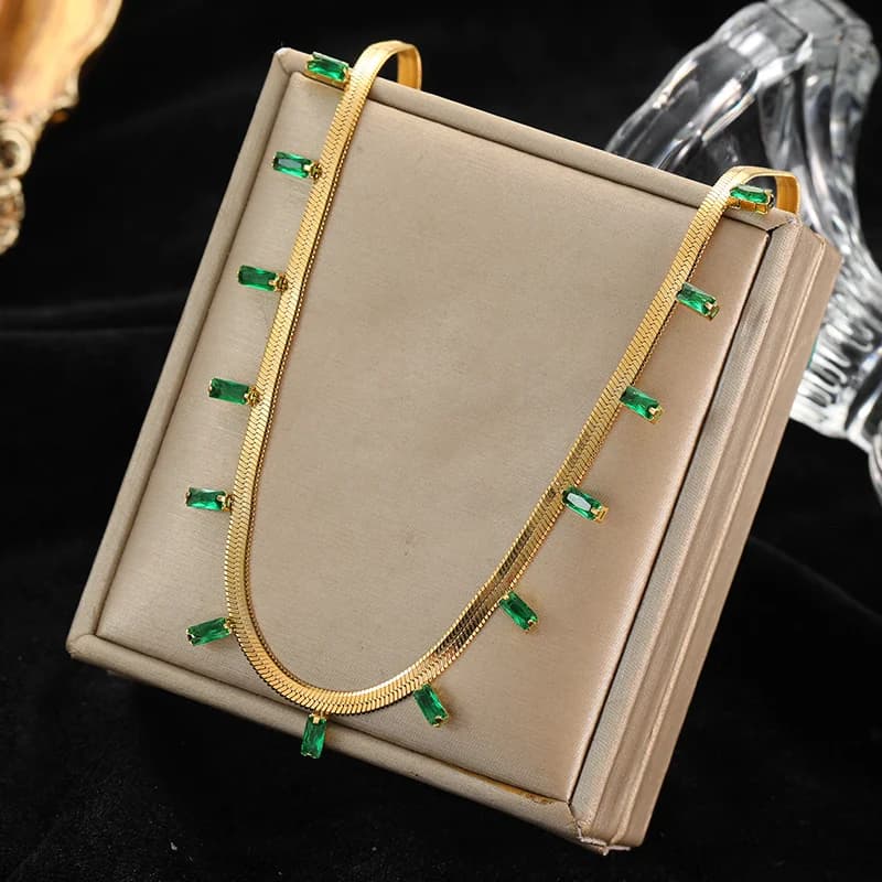 Rantai Choker Zirkon Warna Emas