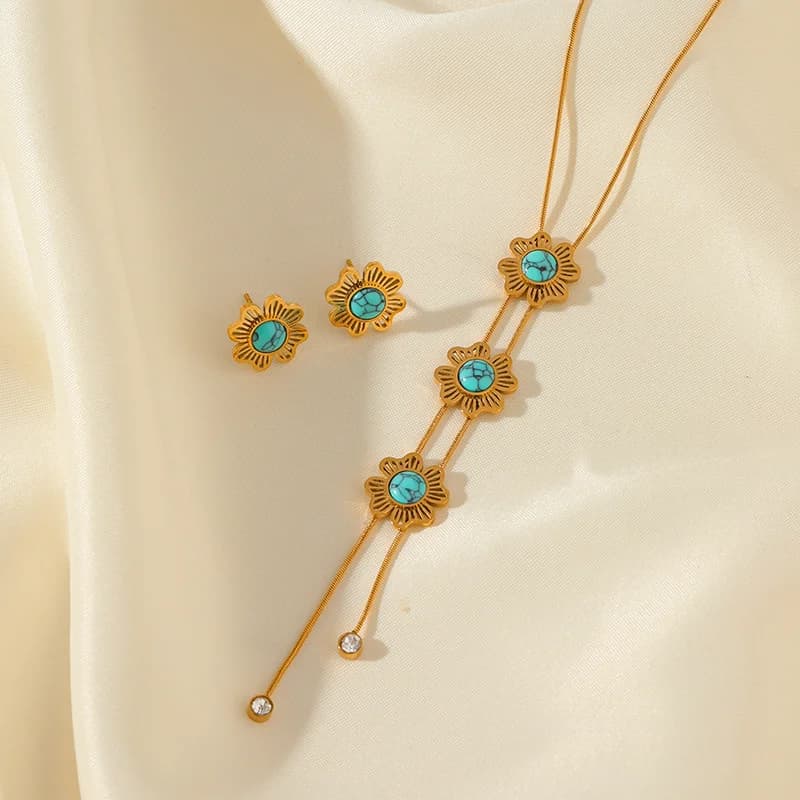 Set Rantai Leher dan Anting-anting Bunga Beruang, Emas