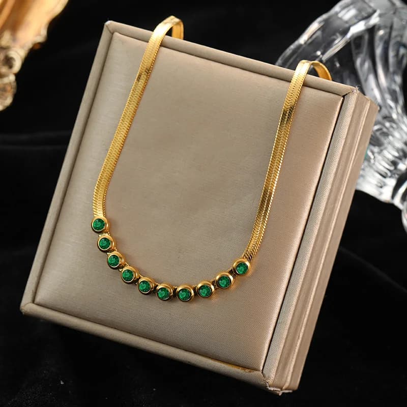 Rantai Choker Zirkon Warna Emas