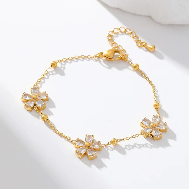 Set Zirkon Bunga: Rantai Leher, Anting-anting & Gelang