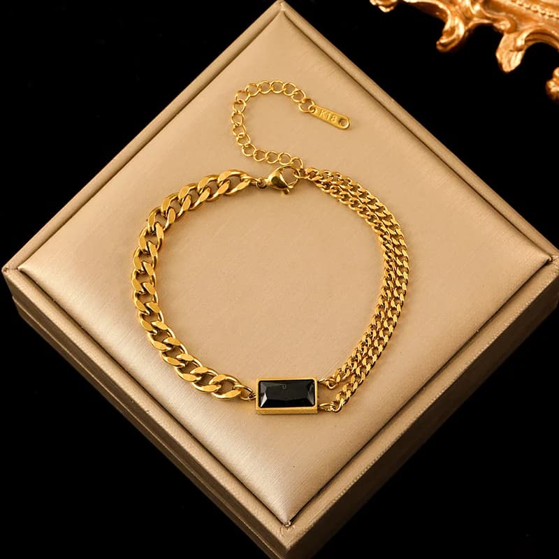 Set Kalung, Gelang dan Anting Kristal Zirkon Merah