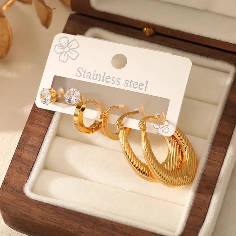 Set Anting-anting Gelung Bulat Warna Emas (3 Pasang)