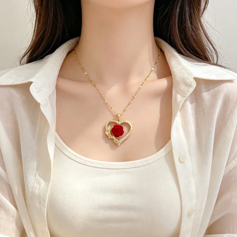 Loket Kalung Bunga Mawar Berlubang