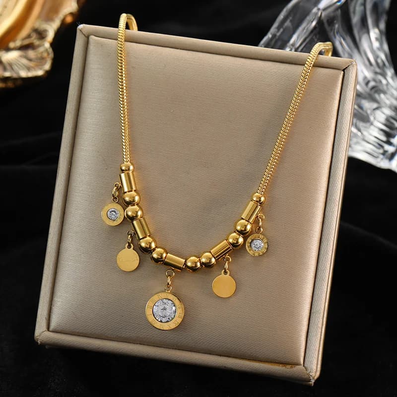 Kalung Leher Pernyataan Loket Hati, Emas