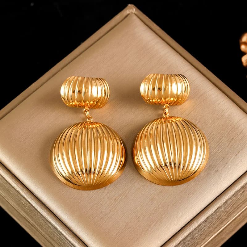 Anting-anting Charm Ular Bergantung Eksentrik