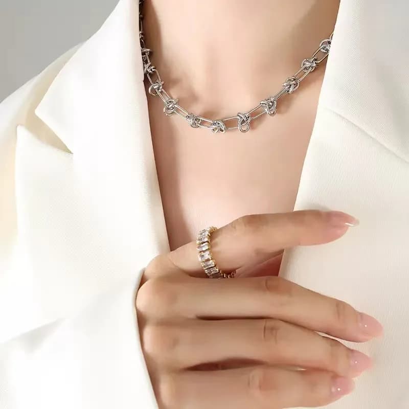 Set Kalung & Gelang Rantai Logam Statement