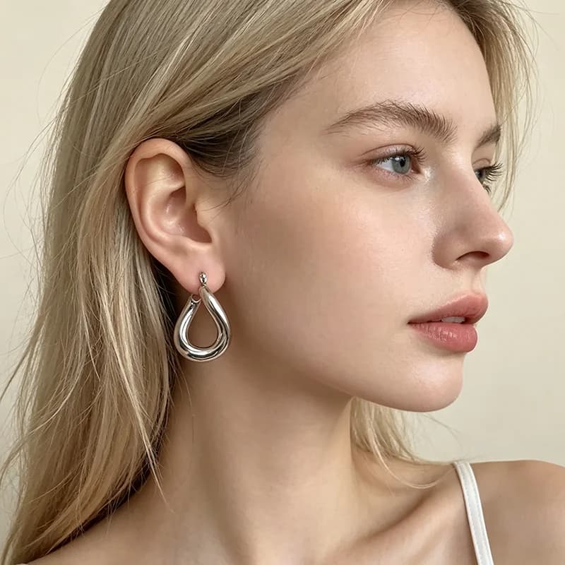 Anting-anting Bulat Keluli Tahan Karat Ringkas