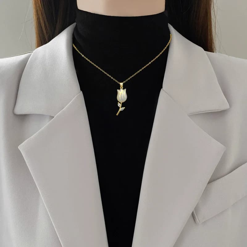Kalung Loceng Bunga Cubic Zirconia