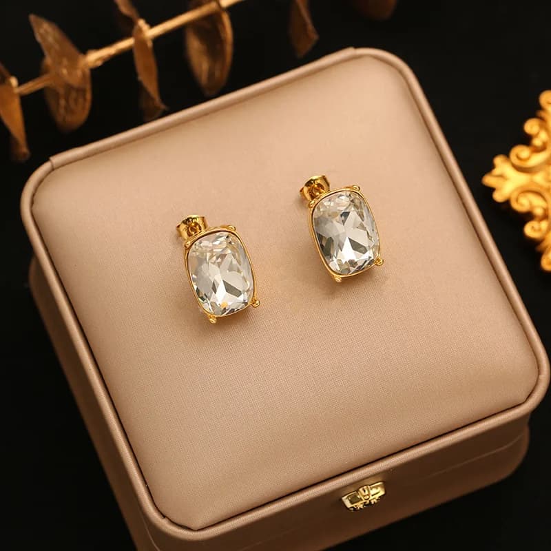 Anting-anting Stud Mutiara Kupu-kupu, Keluli Tahan Karat