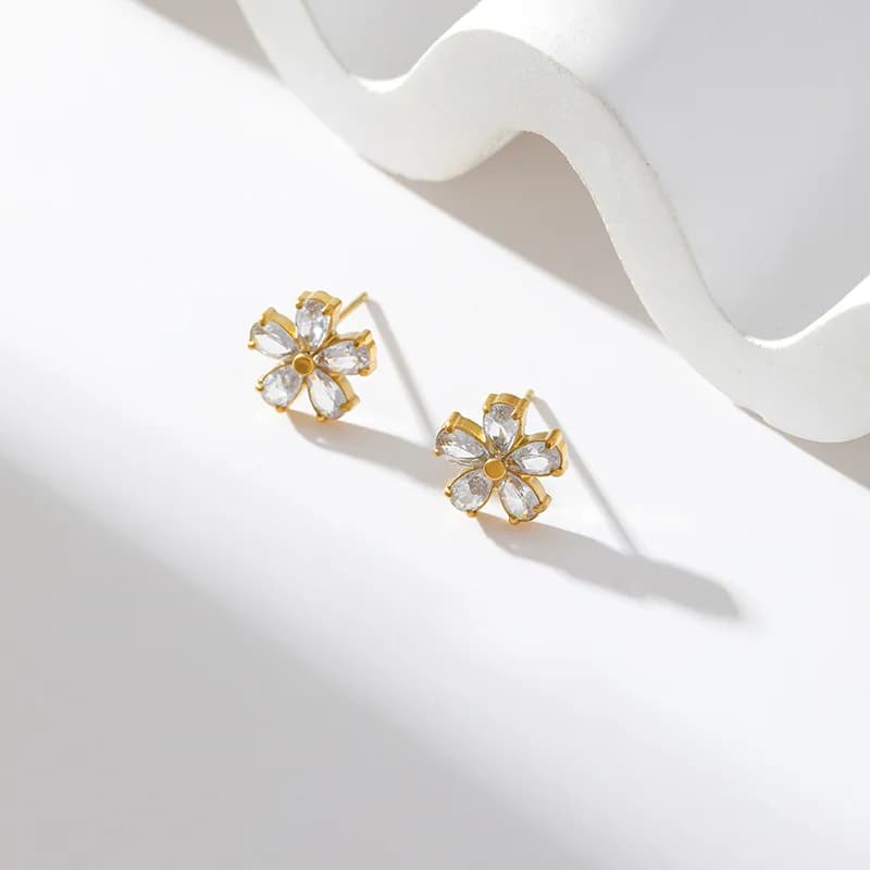 Set Zirkon Bunga: Rantai Leher, Anting-anting & Gelang