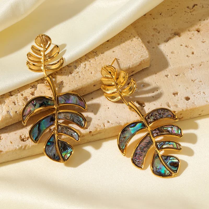 Anting-anting Drop Daun Palma Berlapis Emas