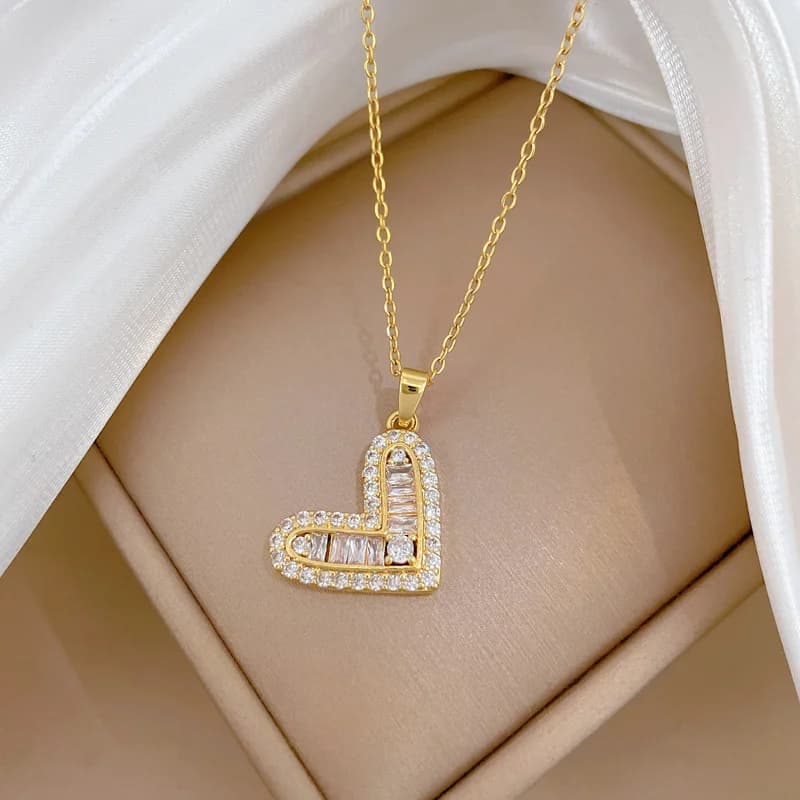 Kalung Loket Hati Berlian Zirkon Berkilau