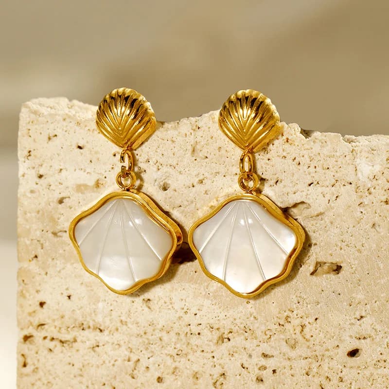 Anting-anting Jatuh Kelopak Kerang Batu Putih Baja Tahan Karat 316L