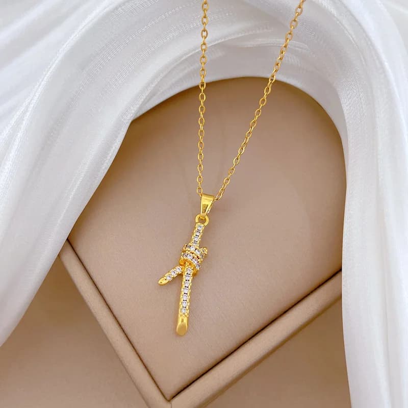 Kalung Loceng Reben Zirkonia
