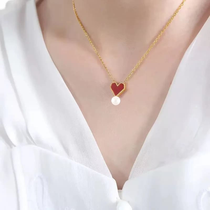 Set Kalung dan Anting-Anting Hati & Mutiara