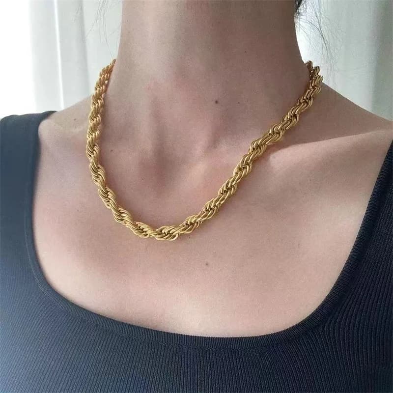 Kalung Leher Rantai Berpilin Gaya Nyata, Plating Emas