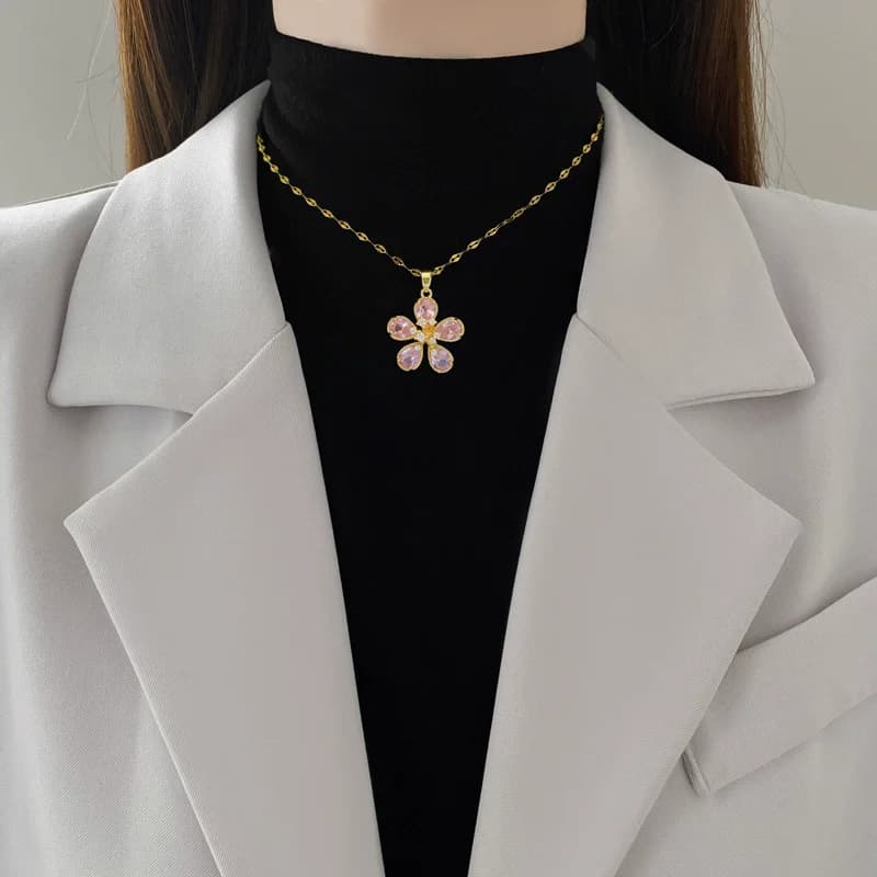 Kalung Loceng Bunga Cubic Zirconia