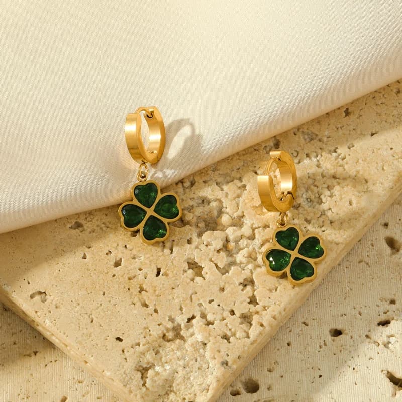 Anting-Anting Gantung Semanggi Zirkon Hijau
