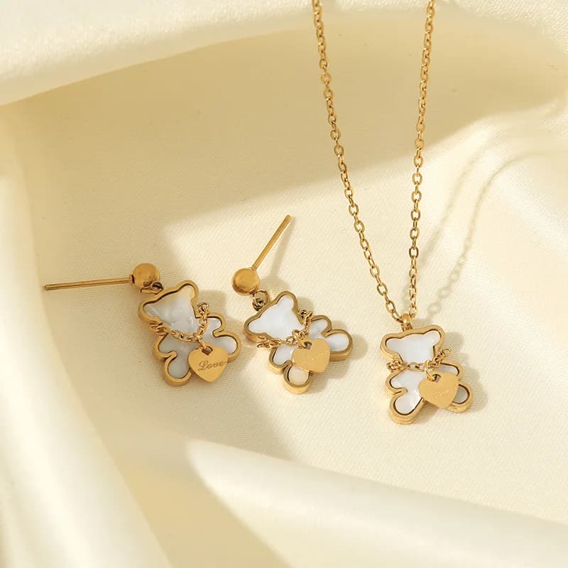 Set Kalung dan Anting-anting Bentuk Hati Bintang Warna Emas Keluli Tahan Karat 316L