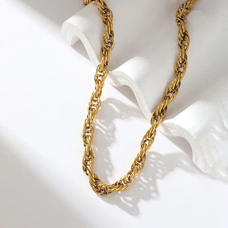 Kalung Leher Rantai Berpilin Gaya Nyata, Plating Emas