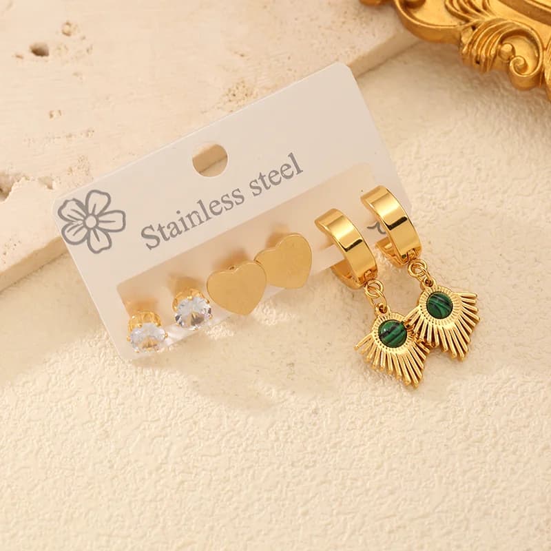 Anting-anting Permata Hijau Batu Vintage