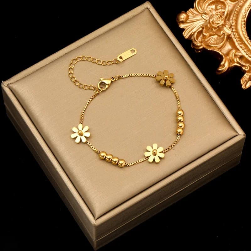 Set Rantai Leher dan Gelang Bunga Emas