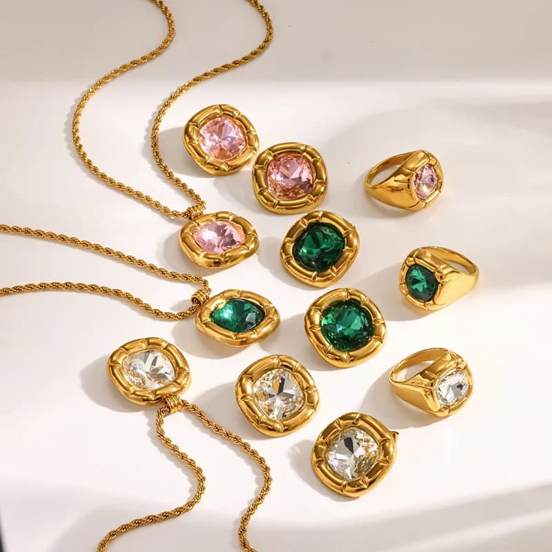 Set Kalung Choker & Anting Zirkonia Kubik