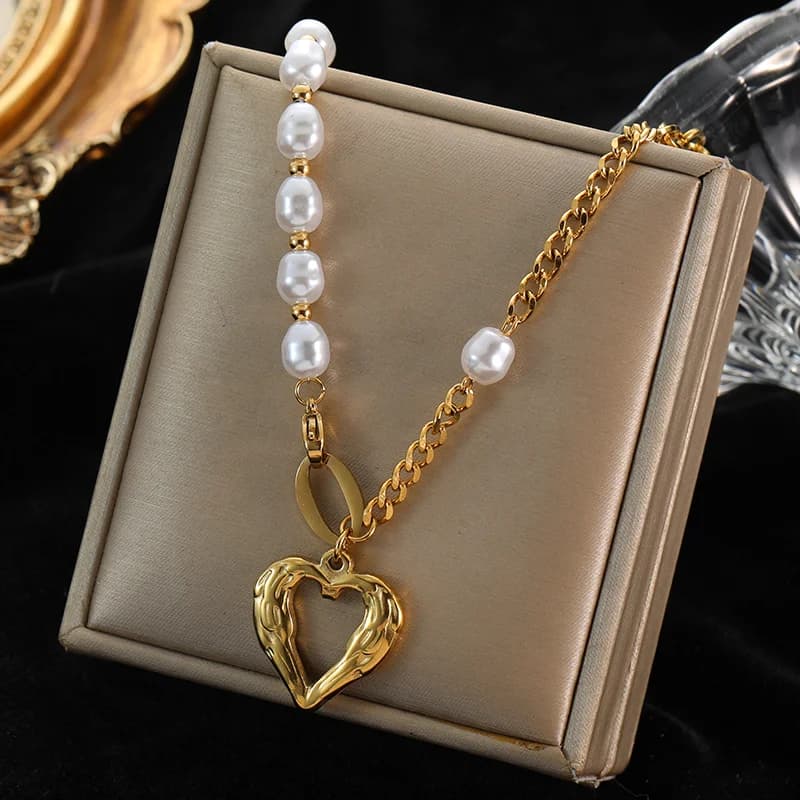 Kalung Loket Hati Mutiara
