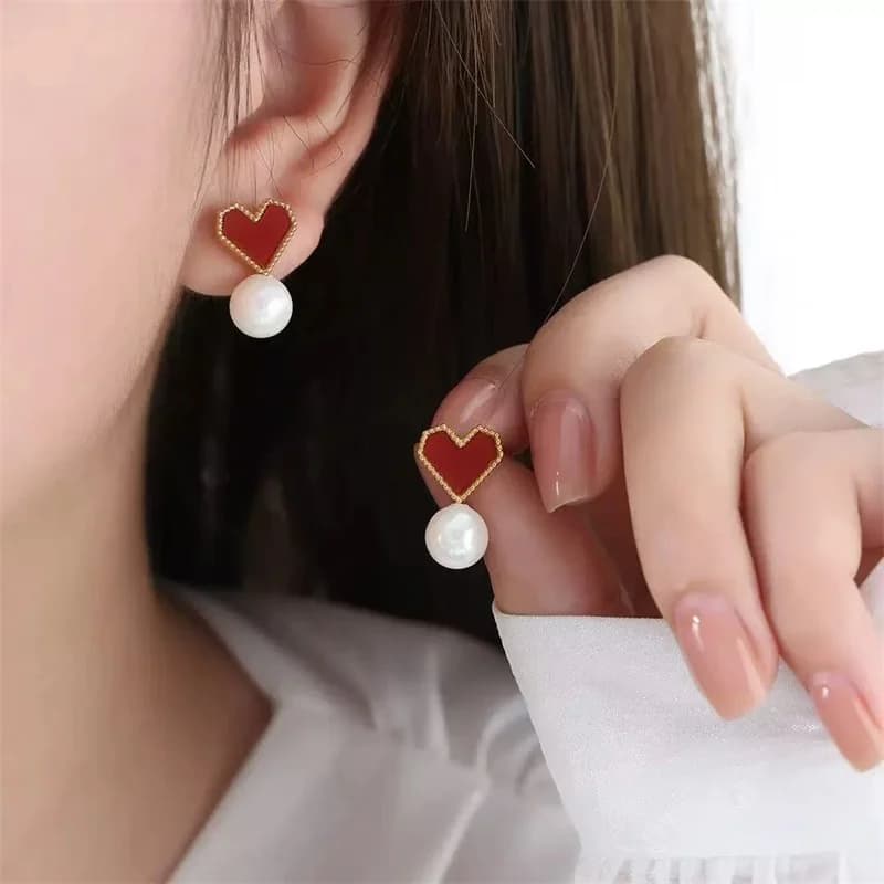 Set Kalung dan Anting-Anting Hati & Mutiara