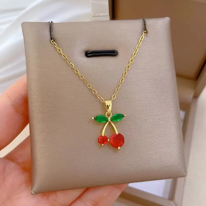 Kalung Loket Mutiara Daun Maple Berlapis Emas