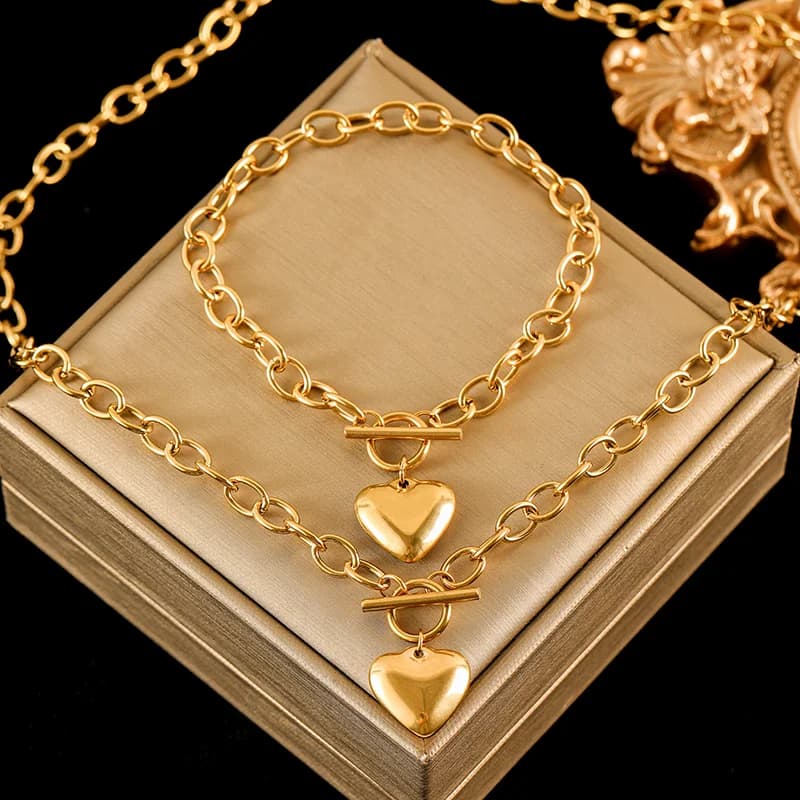 Set Rantai Leher & Gelang Tangan Loket Hati Emas