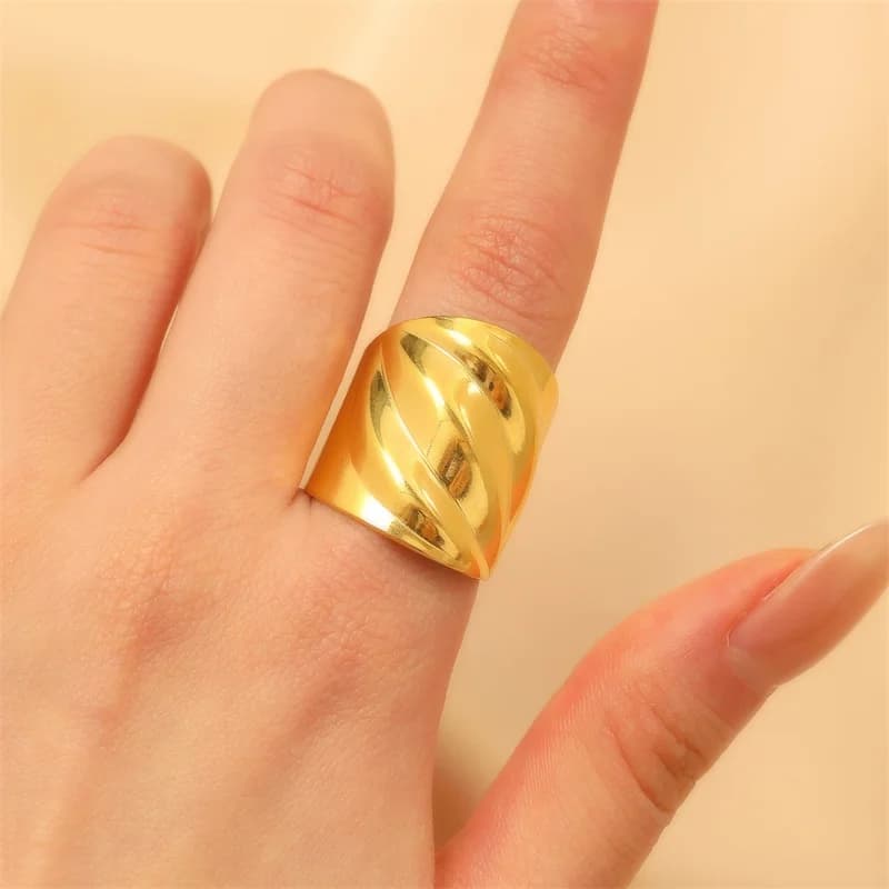 Cincin Rama-rama, Keluli Tahan Karat Disalut Emas 18K