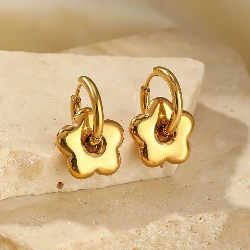 Anting-anting Paku Bunga Kecil, Salutan PVD Emas