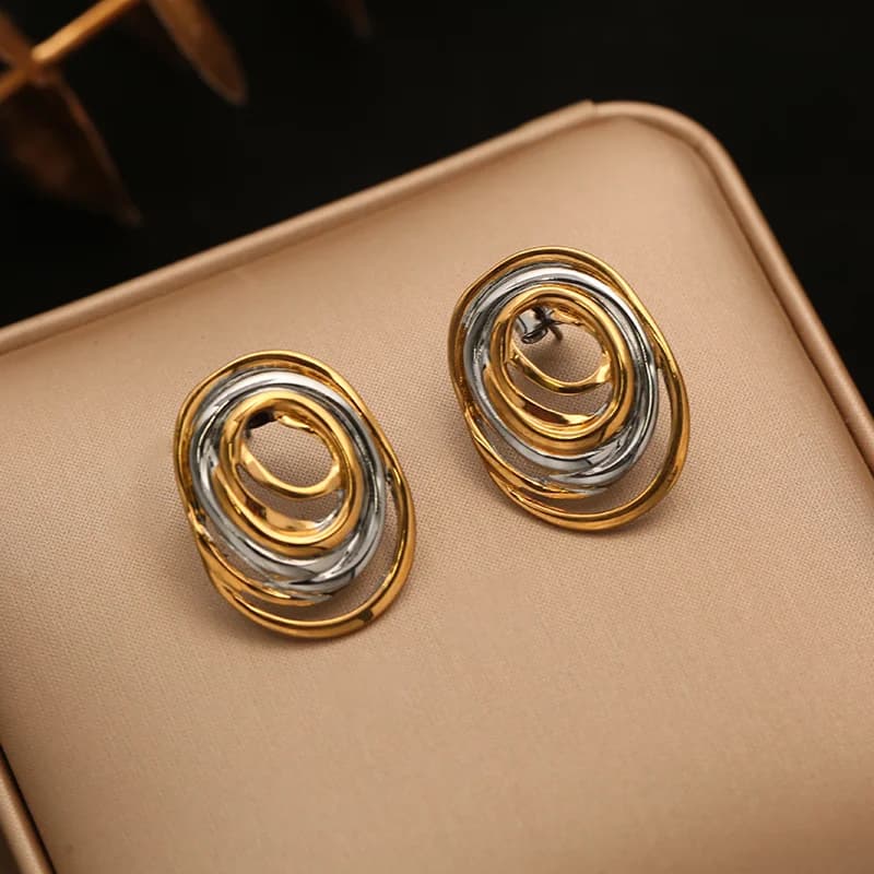 Anting-anting Stud Warna Emas Kecil