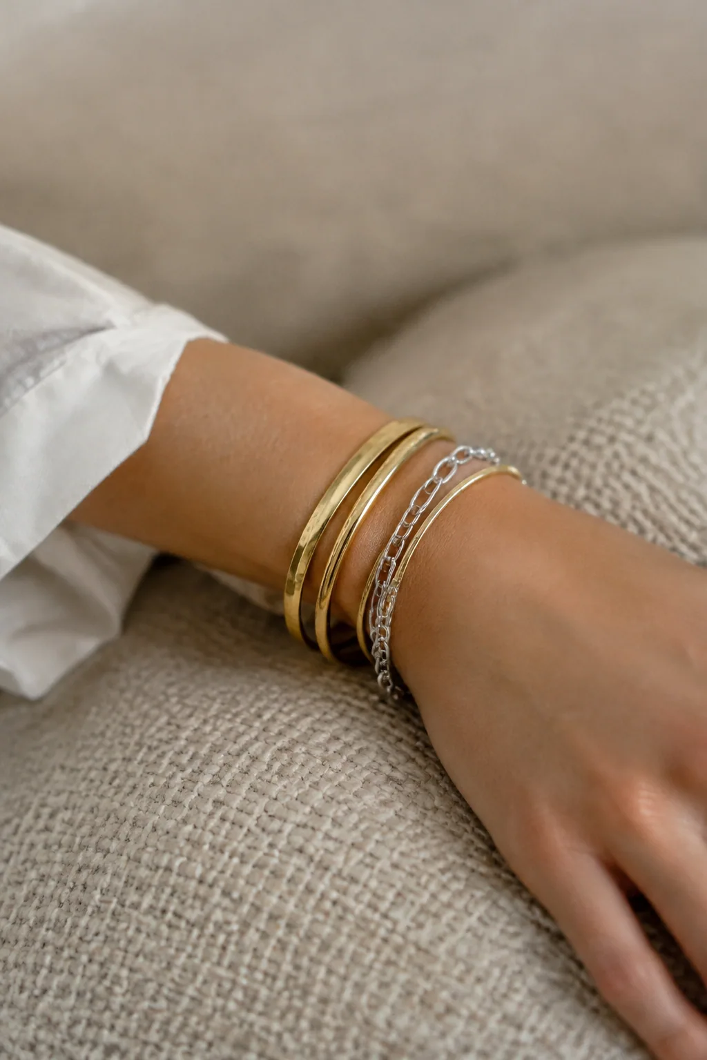 Gelang bertingkat
